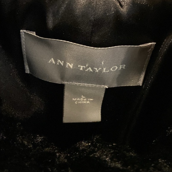 EUC Vintage Ann Taylor Women's Black Faux Fur Jacket, Size Large - Picture 2 of 11